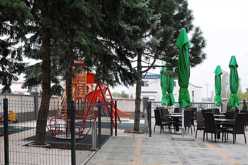 Hotel Calypso Zagabria Esterno foto